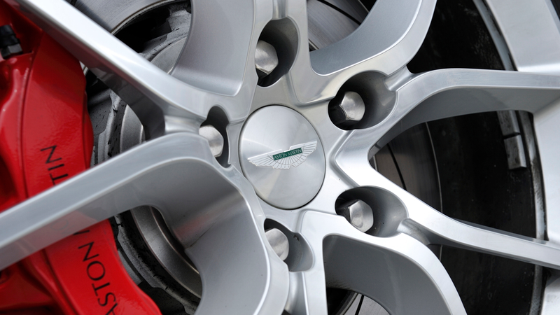 Illustration for article titled 2014 Aston Martin Rapide S: The Jalopnik Review